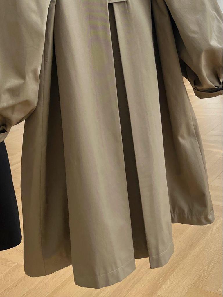 European Mid-Length Doll Collar Windbreaker for Women: Chic Spring/Autumn Coat