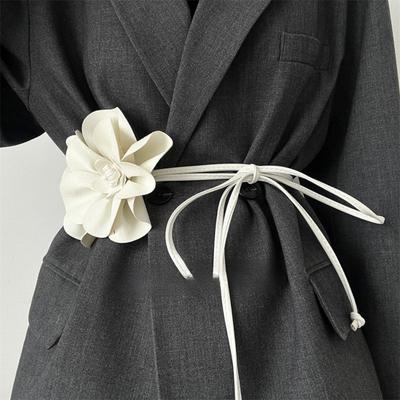 Ceinture à fleurs style bohème pour femmes et filles, en similicuir, motif floral, fine, pour robe de mariée