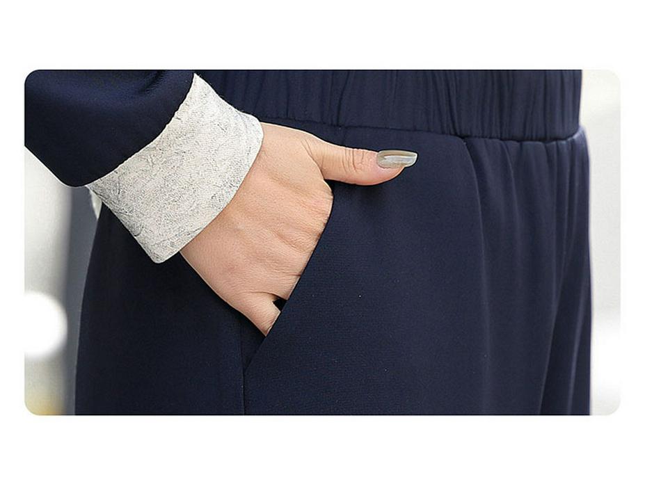 2024 Fashionable Spring & Autumn Tracksuit: Stylish Two-Piece Casual Set for Middle-Aged Moms