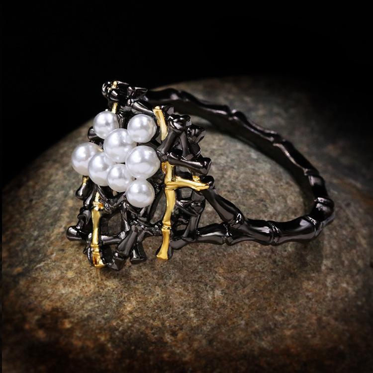 European and N Black Gold Three Piece Set Freshwater Pearl Bicolor Tide Fashion Japanese Retro Mori Cool Style Jewelry