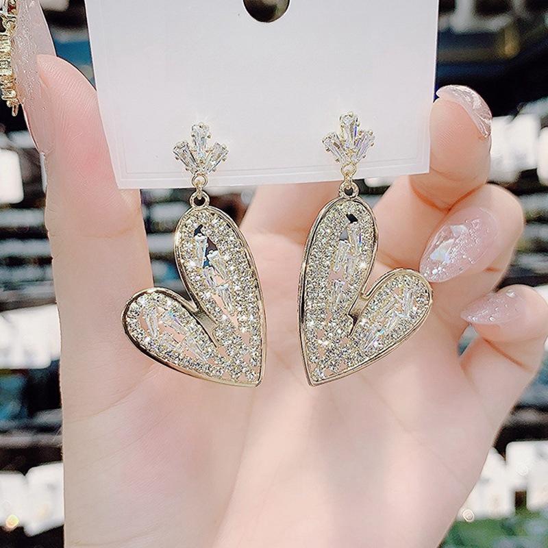 2025 Retro Blume Perle Quaste Ohrringe - Elegante Damen Luxus Hängeohrringe