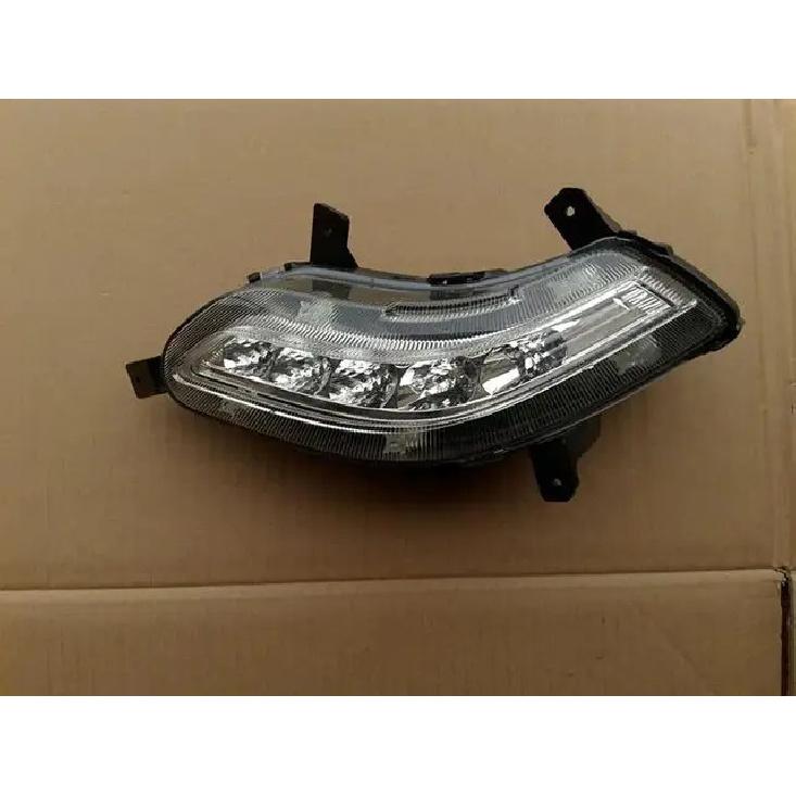 

Auto parts High quality 1pcs front Fog lamp DRLS Daytime Running Light left / right side for Chinese SAIC ROEWE MG3 2013-2014 left