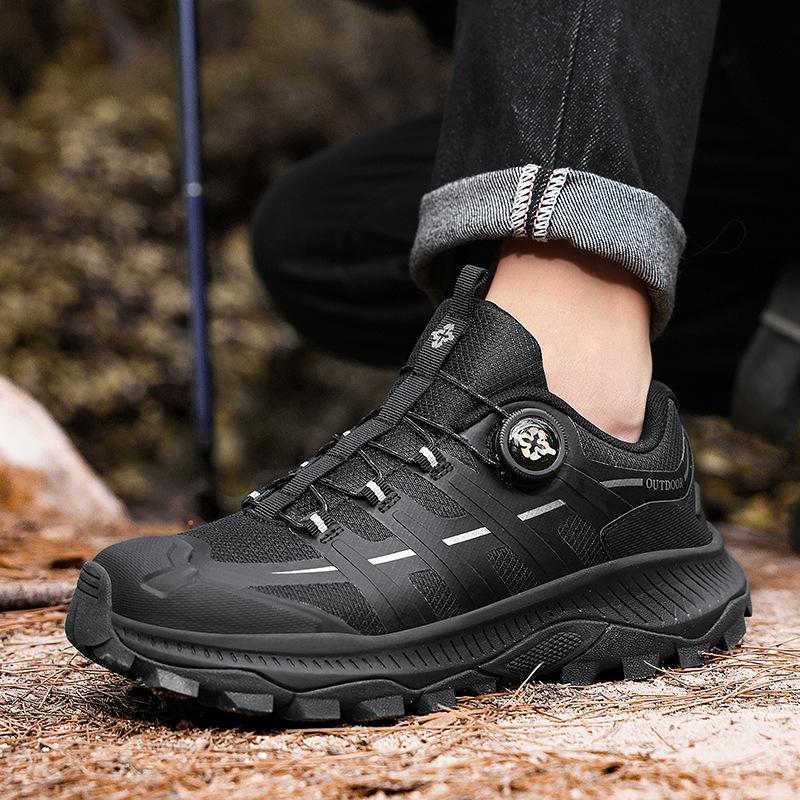 Large size high-quality urban non-slip lightweight outdoor off-road water-proof mountaineering and camping travel shoes