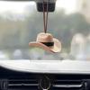 Látkový kovbojský klobouk Závěsná ozdoba do auta Zábavná dekorace Použití pro interiér automobilu Dárek na výlet Univerzální pro většinu aut