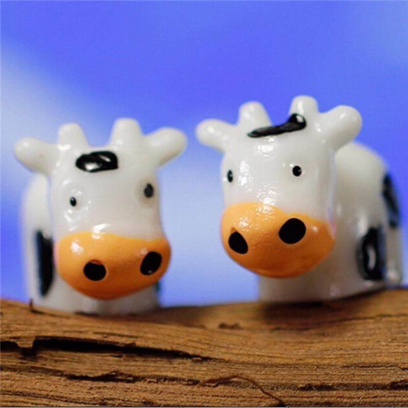 4 PCS New Cow Animals Fairy Garden Miniatures Mini Gnomes Moss Terrariums Resin Crafts Figurines