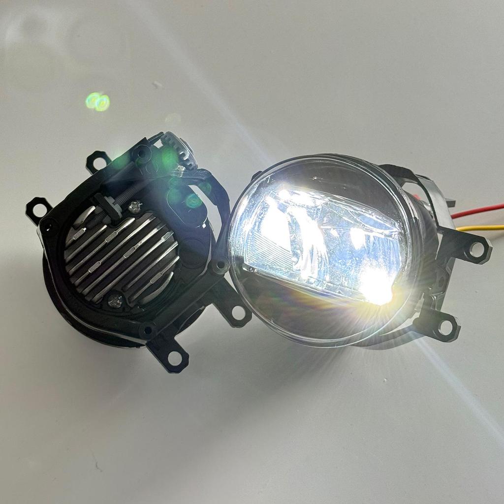 18-22 Toyota Prado Front Fog Light Assembly LED Flowing Lights