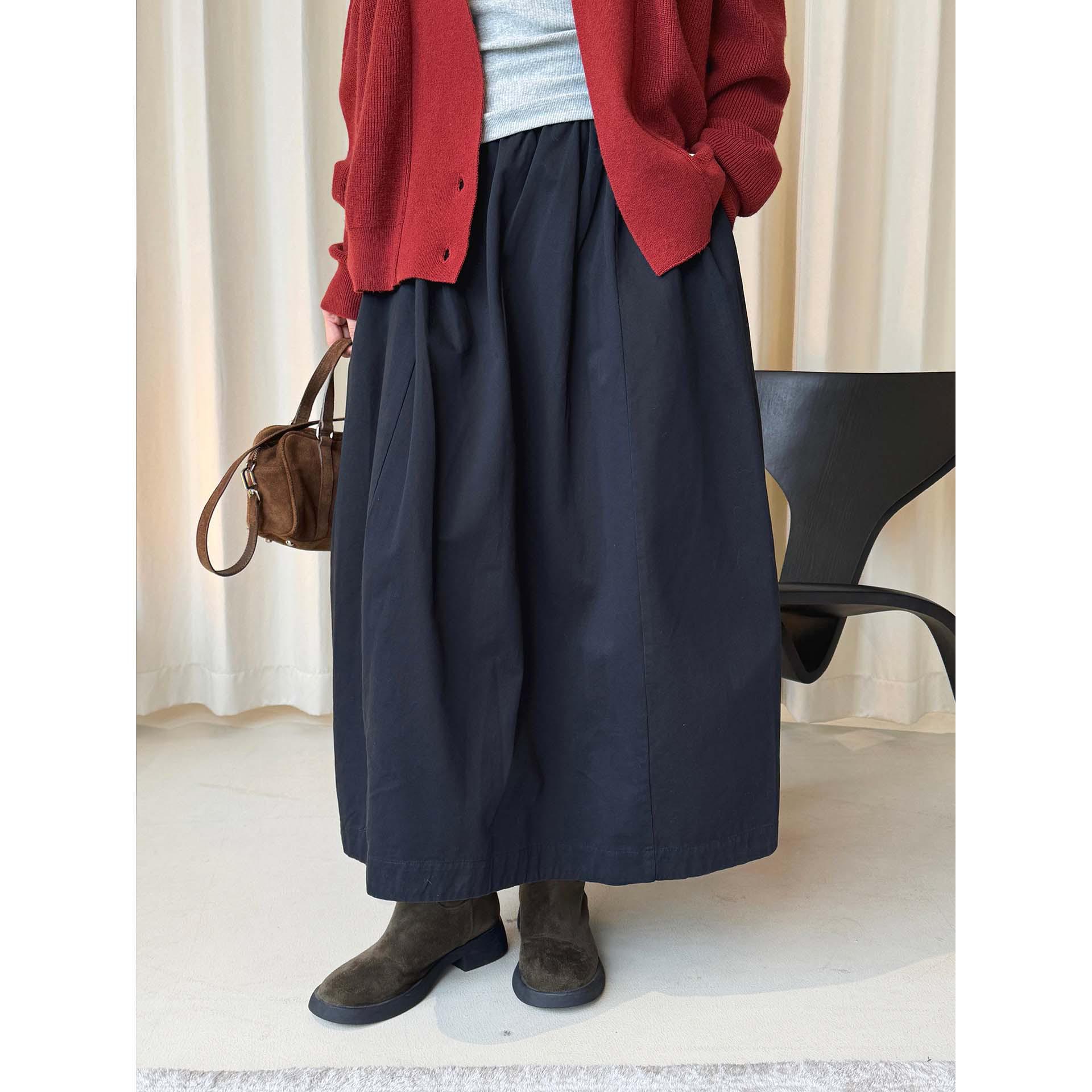 

Spring Korean High-Waisted Elastic Button 3D Skirt – Casual, Slimming & Loose Long Skirt for Women Medium темно-синього кольору