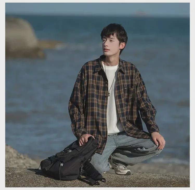 Men's 2023 Retro Japanese Plaid Loose Long Sleeve Shirt for Spring and Autumn