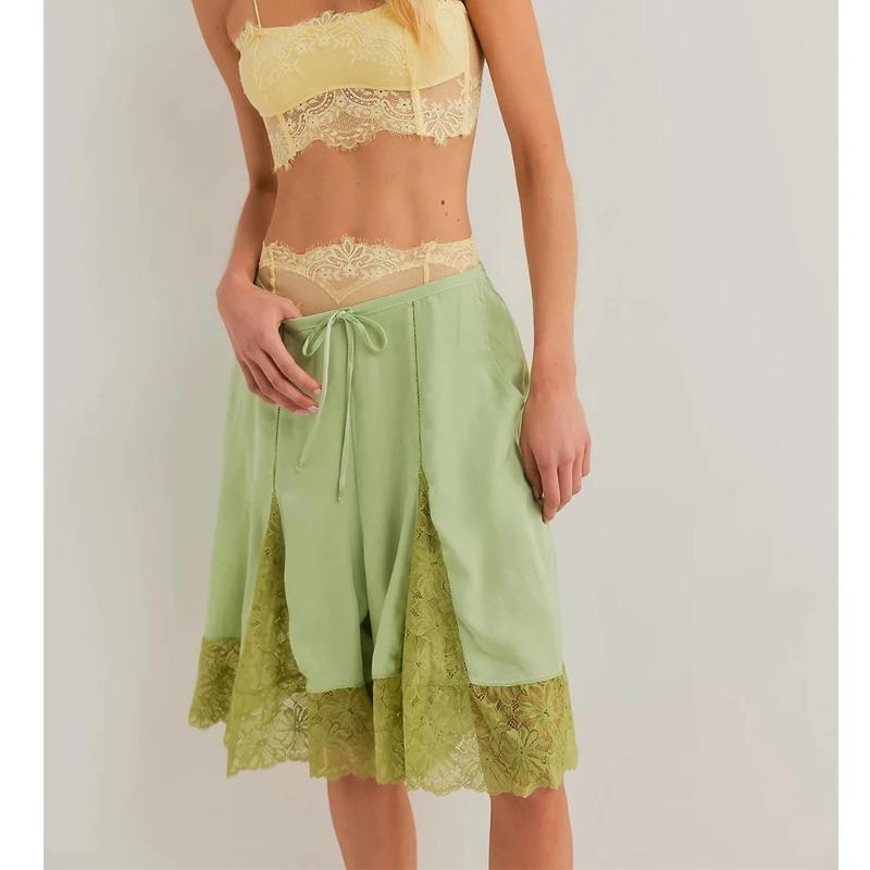Women Y2k Lace Floral Bloomers Pants Silk Satin Patchwork Ruffles Coquette Half Slip Midi Pants Streetwear