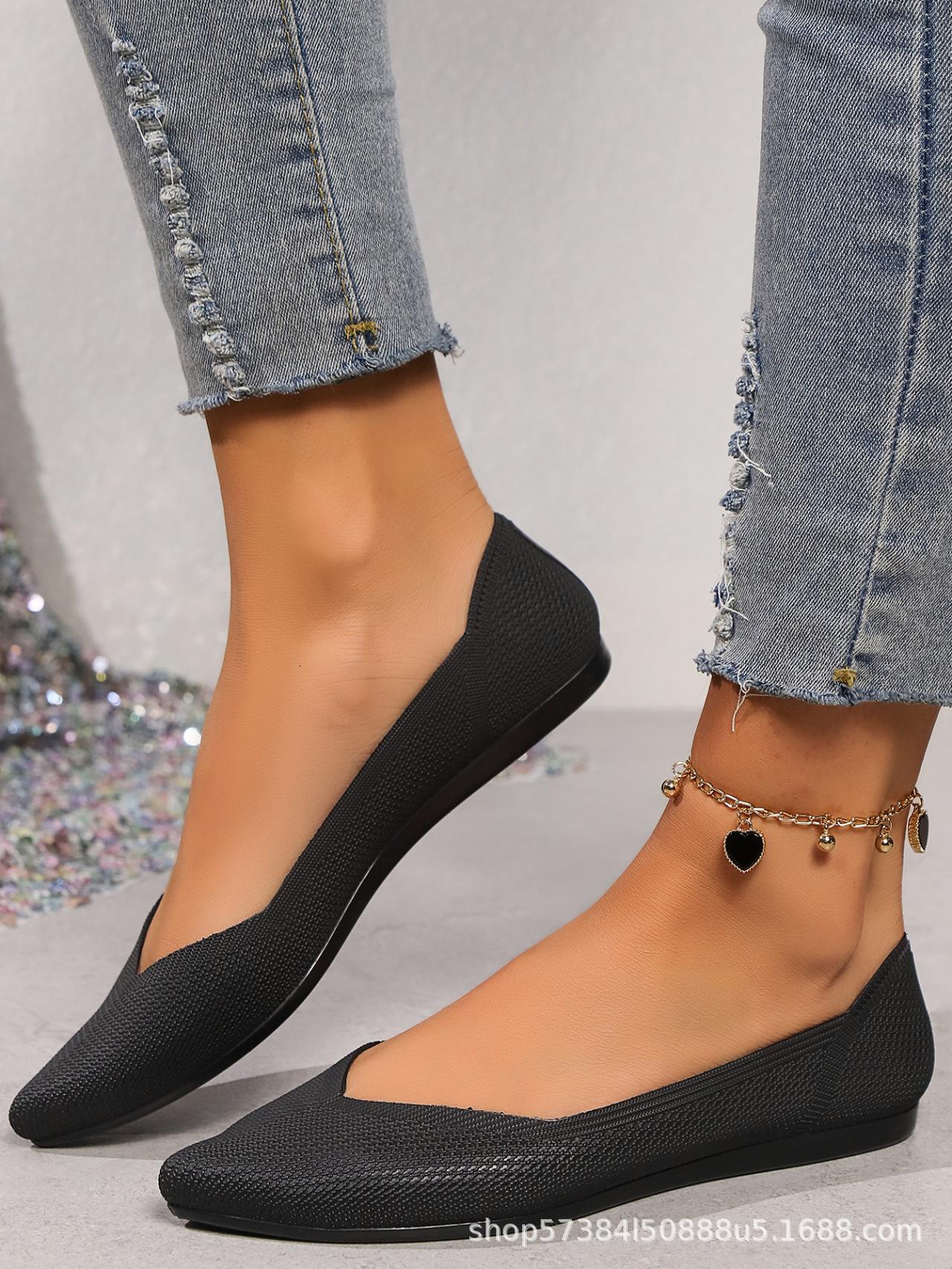 

Pointed single shoes women s flat soles, soft soles in summer, standing for a long time is not tired, working temperament, professional work shoes wom 40 чорний