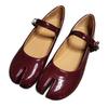 Mary Jane shoes women's 2025 new buckle light mouth Korean version fashionable retro flat bottom split toe pig's trotters single shoes small leathe