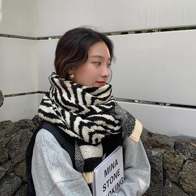 New Knitted Small Scarf Winter Male and Female Couples Zebra Pattern Is Good To Match Student Short Warm Scarf Shawl