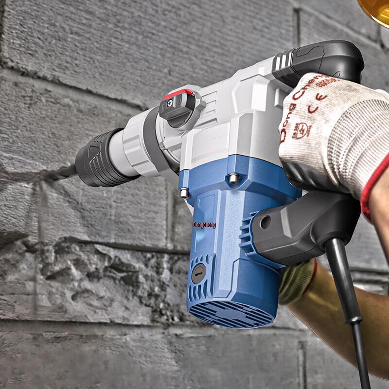 Dongcheng 750W Corded Rotary Hammer Drill CN Plug (adapter Included)