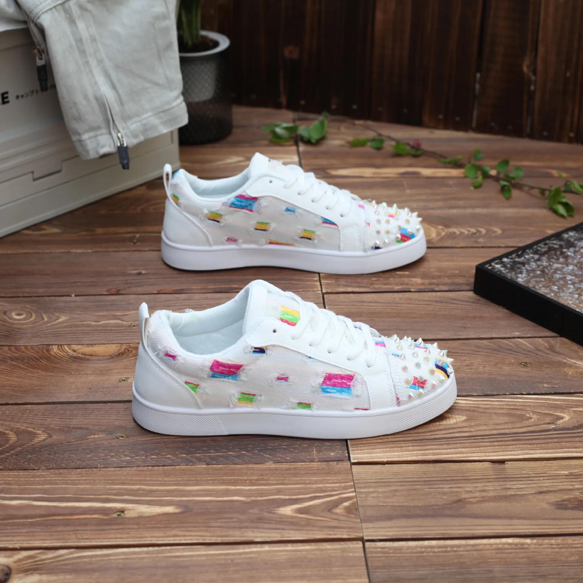 

Кроссовки повседневные мужские дизайнерские туфли в стиле панк с заклепками модные кожаные парусиновые дышащие туфли с увеличенной высотой на плоской платформе белые туфли 43 белый