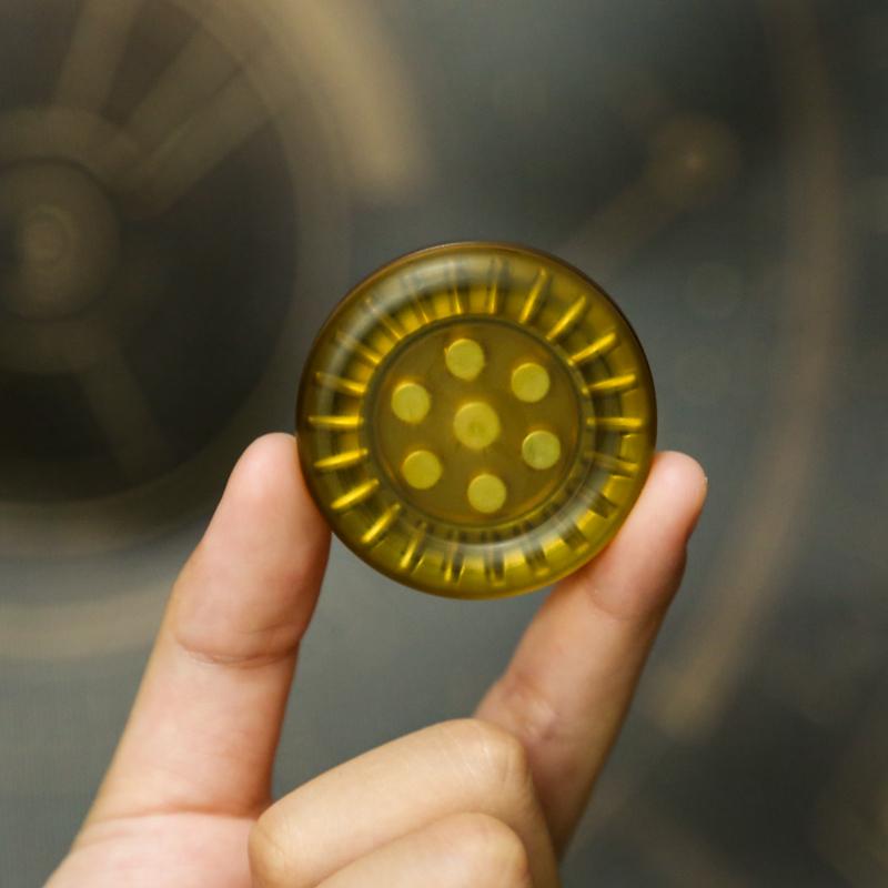 EDC Amber PEI Stress Relief Coin Adult Portable Sensory Toy Autism Stress Relief Toy ADHD Anxiety Relief Hand Spinner Adult Gift
