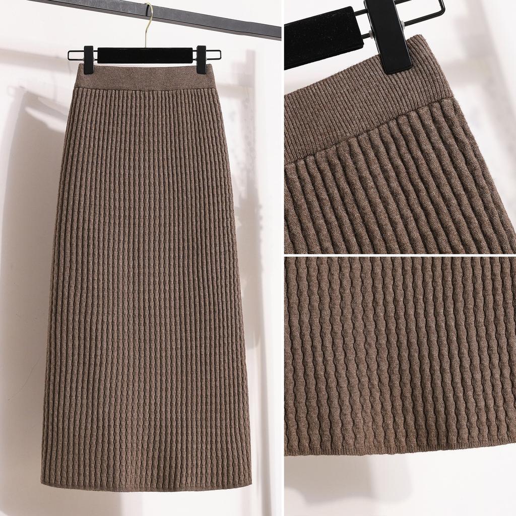 Dámská zimní pletená sukně velké velikosti pro plnější postavu, s vysokým pasem, zeštíhlující boky, zakrývající boky, univerzální, střední délky, rovná sukně