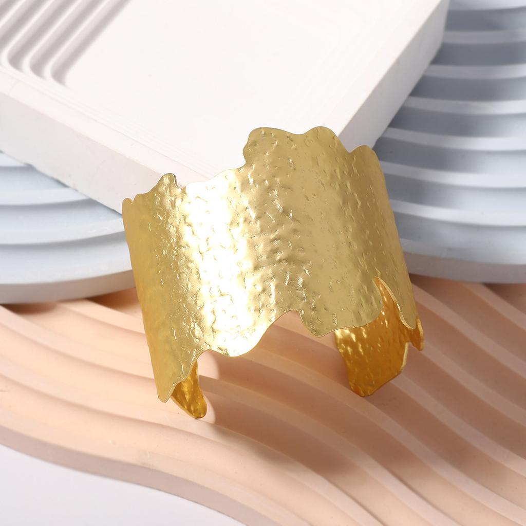 New retro cold style hip hop trend street shot irregular wide face concave convex personality opening bracelet bracelet