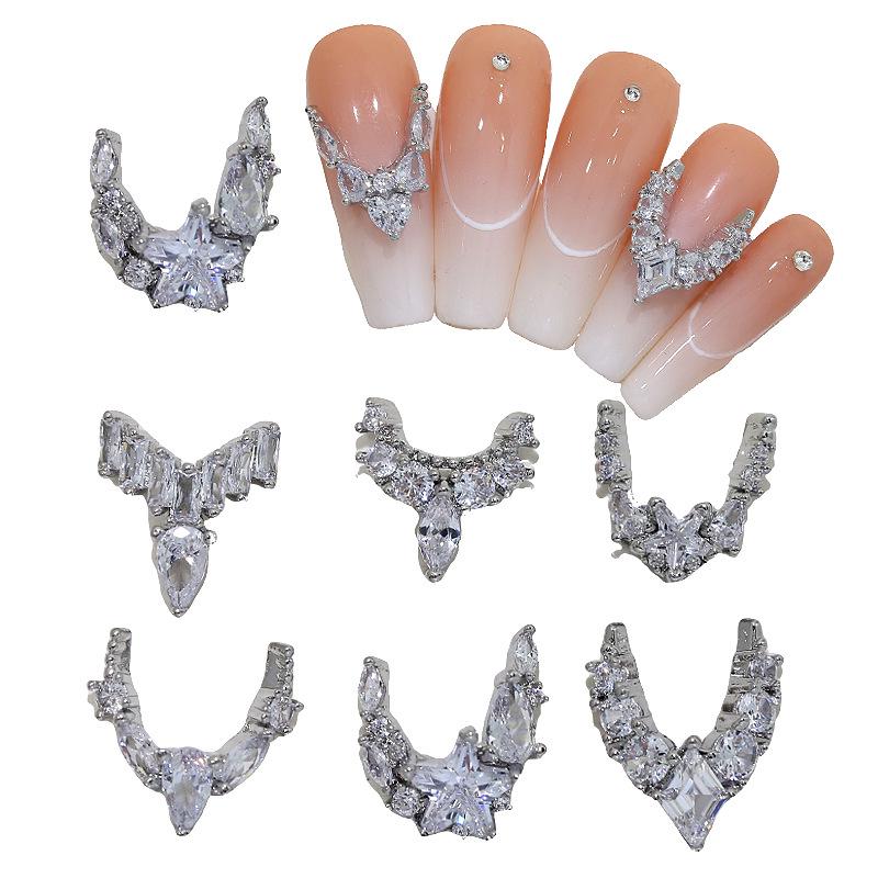 Elegant 3D French Crescent Zircon Nail Art with Star Design