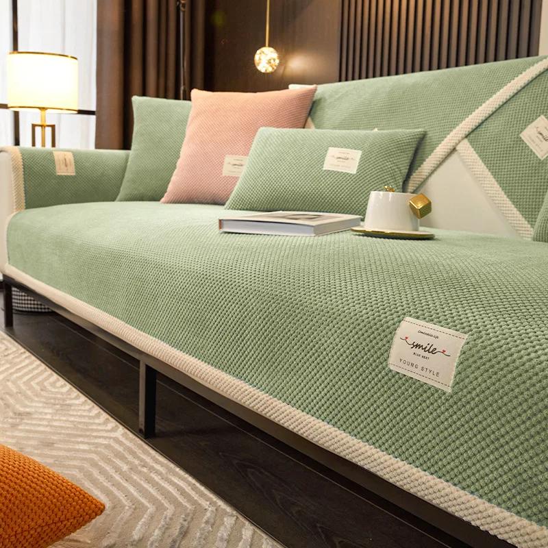 Moderner Kord-Sofaüberwurf Rutschfestes Stickerei-Etikett Sofaüberwürfe Herbst Winter Verdickung Couchüberwurf Unifarben Gewebte Sofamatte