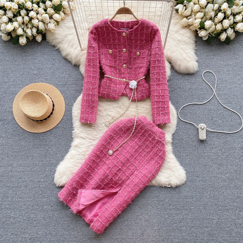 

Fancy Gold Wind Accessible Luxury Winter Woolen Cardigan Rose Red M