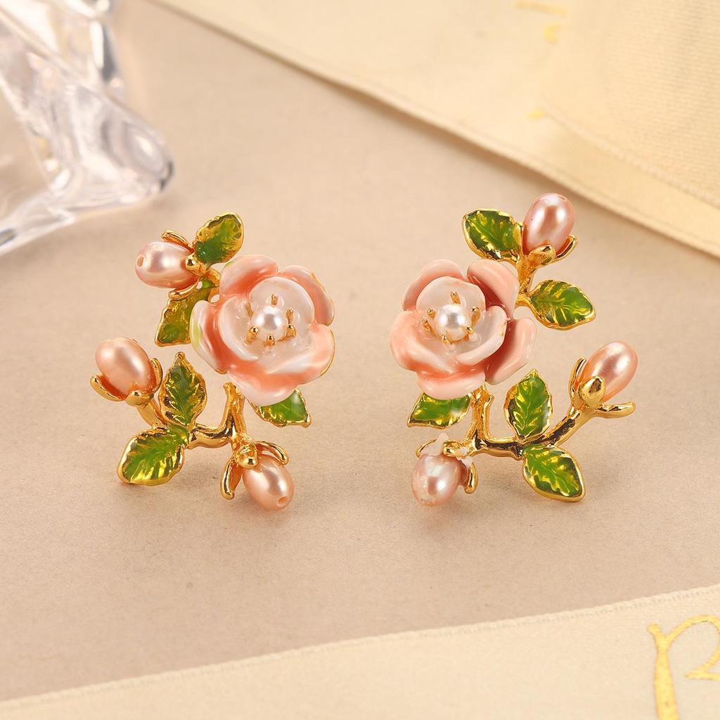 Exquisite Rose Gold Pearl and Leaf Earrings for Women