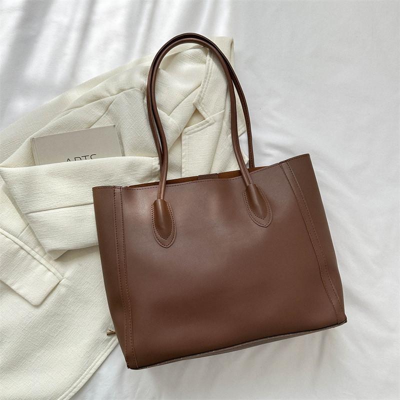 

Large Capacity Fashionable Minimalist Solid Color Tote Bag For Women In Black White Khaki And Brown коричневий