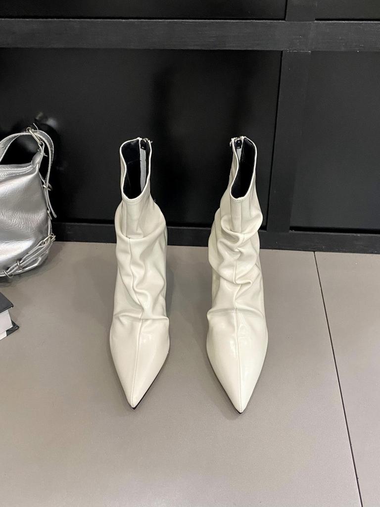 In the Autumn and Winter of 2025, the New Pointed-toed Thin-heeled Pleated Women's Boots Are Fashionable and Thin Soft Leather Zipper High-heeled Sh