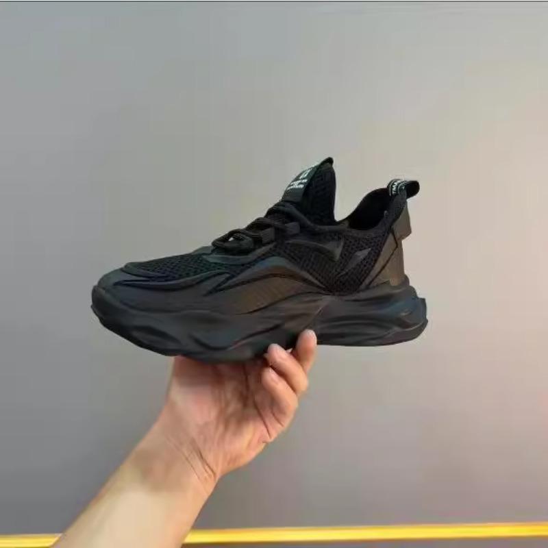 Fashion Mesh Hollow Platform Sneakers for Men Designer Soft Sole Light Luxury Shoes Male Spring Autumn Fashion Casual Zapatillas Hombre