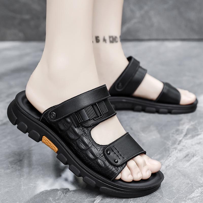 Fashion Men Summer Sandals Cozy Hollow Non-slip Soft Cool Lighted Breathable All-match Classic Wearable Fashion Casual Leather Sandals