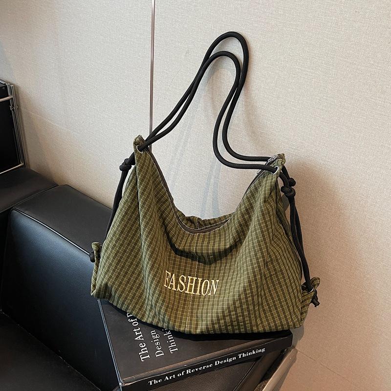 Lazy Wind Lightweight Versatile Plaid Underarm Bag Women's New Simple Large-capacity Commuter Shoulder Tote Bag