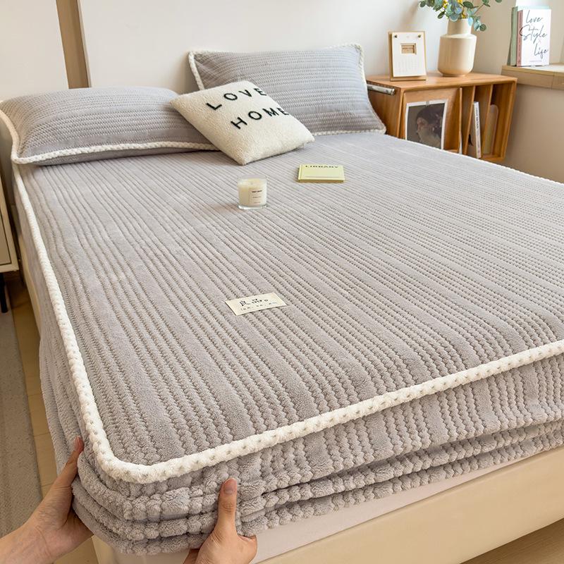 Class A Jacquard Milk Velvet Fitted Sheet and Mattress Protector Set