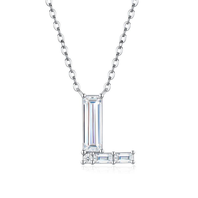 Fashion Luxury Letter Necklace Fade-resistant Moissanite Clavicle Chain Womens Daily Wear
