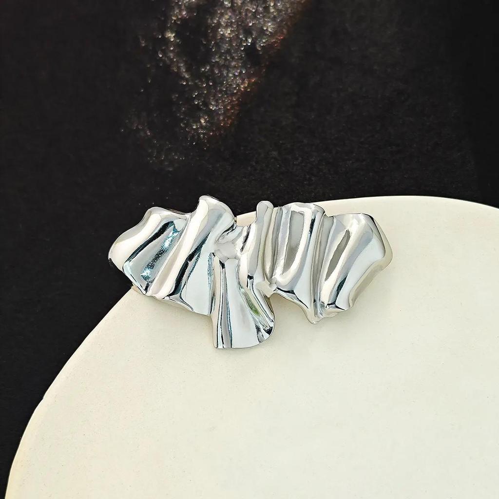 Irregular Alloy Pleated Brooch Woven Shirt Collar Accessory