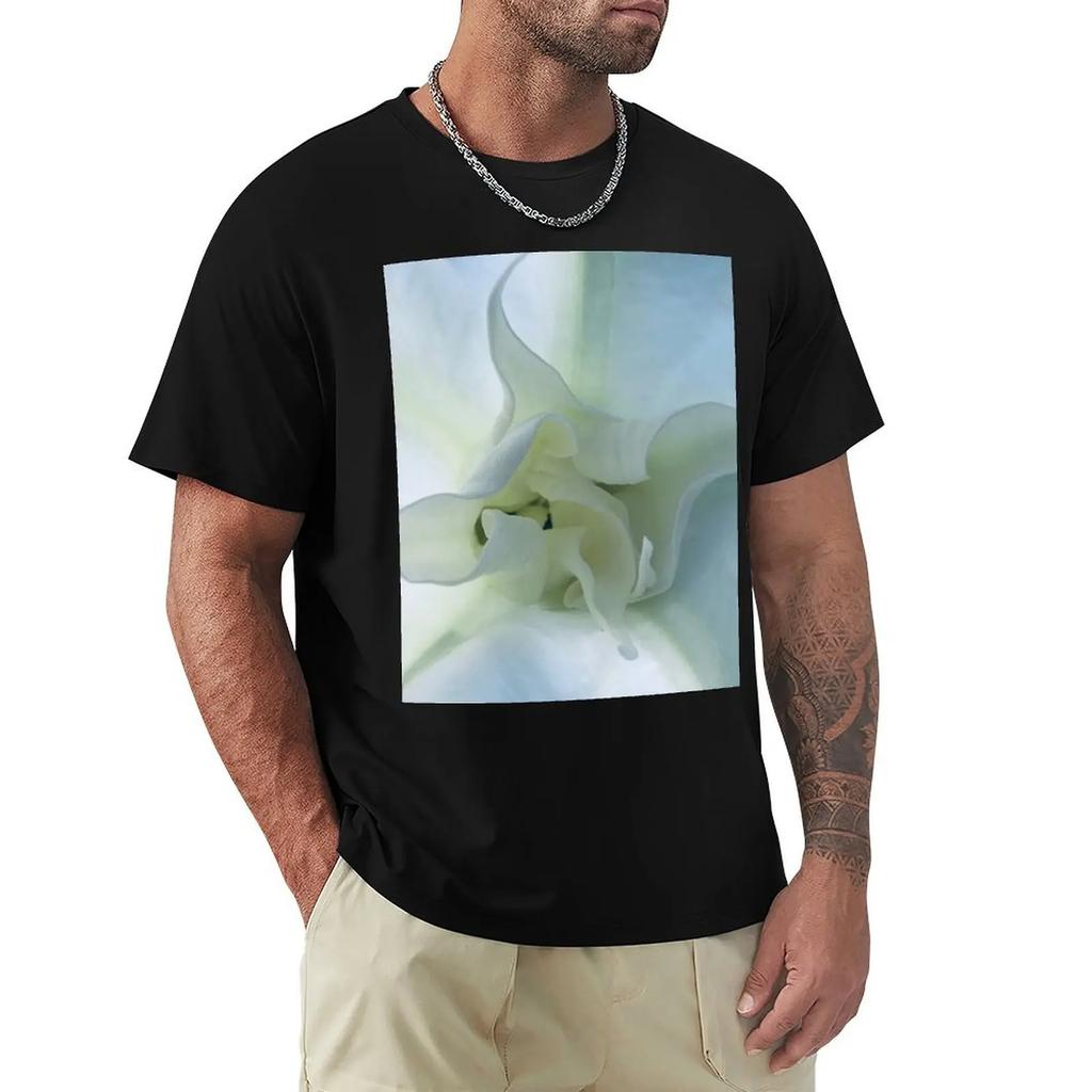 Angel’S Trumpet Flower T-Shirt Anime Clothes Vintage Clothes Shirts Graphic Tee Oversized Workout Shirts For Men