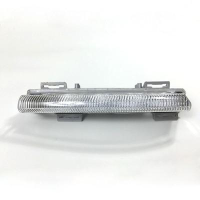 Pro Mercedes-Benz W204 S204 C350 W212 R172 2012 2013 Pár Přední pravý DRL Denní svícení Mlhové světlo 2049068900