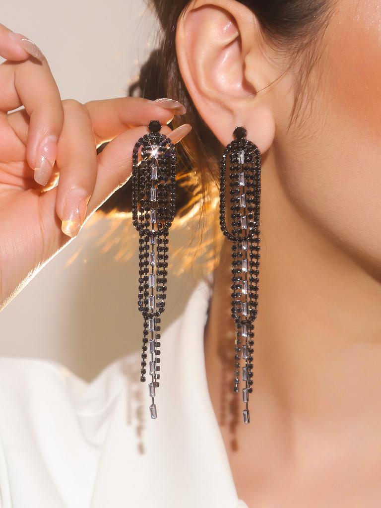 Stylish black electrophoresis long fringed earrings