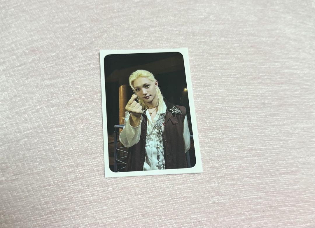 

[USED] StrayKids KARMA Pop-Up Felix QR Code Bonus