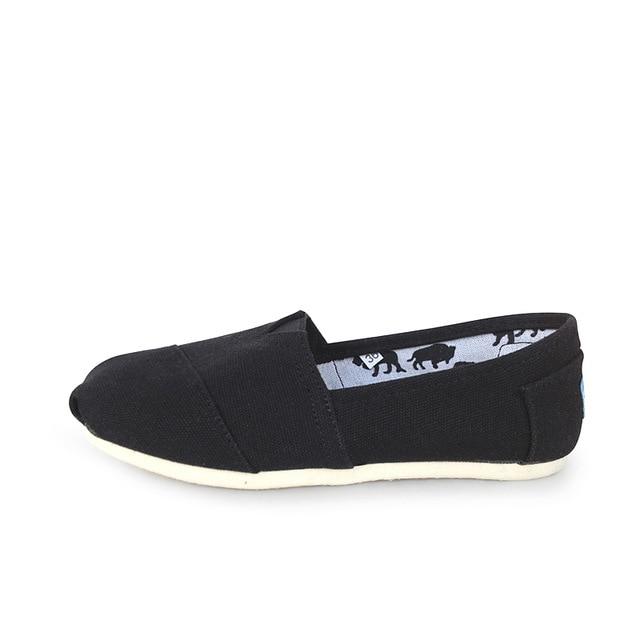 Scarpe di tela comode classiche unisex Primavera ed estate Scarpe basse casual traspiranti di alta qualità Scarpe di tela da uomo