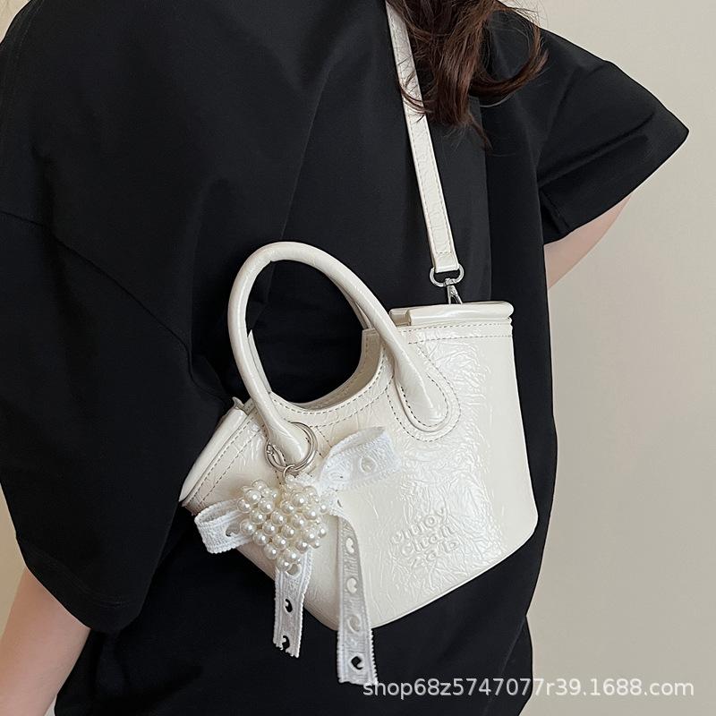 Premium Handbag Bag Women's 2025 New Fashion Versatile Foreign Style Bucket Bag Casual Simple Women's Messenger Bag