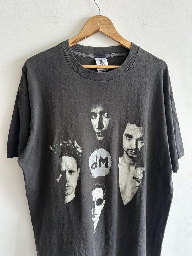

Vintage 90’s Depeche Mode Tour USA Band Rock Black Unisex Tshirt Reprint KH9815 Unisex T-Shirt S