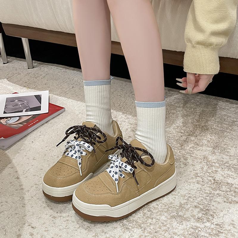 Dexun Shoes Women's Spring New Fashion Versatile Thick Baseplate Shoes Increase Height Casual Sports White Shoes Women's