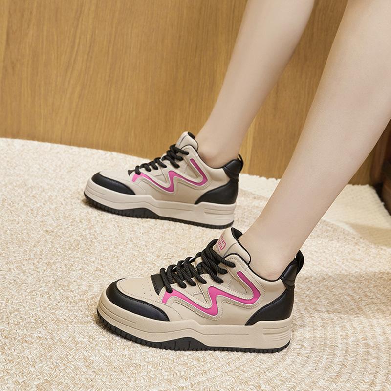 Leather flat-soled white shoes women's fashion trend 2025 new autumn shoes women's thick-soled versatile casual sports board shoes