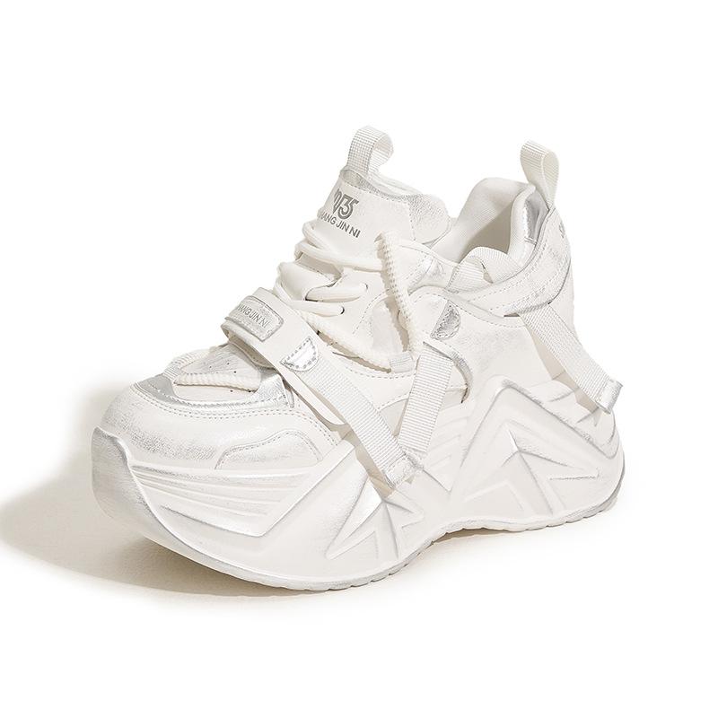 Daddy Shoes Girl 2025 Autumn New Old Retro Casual Sneakers Muffin Platform Versatile Inner Height Increasing Women's Shoes