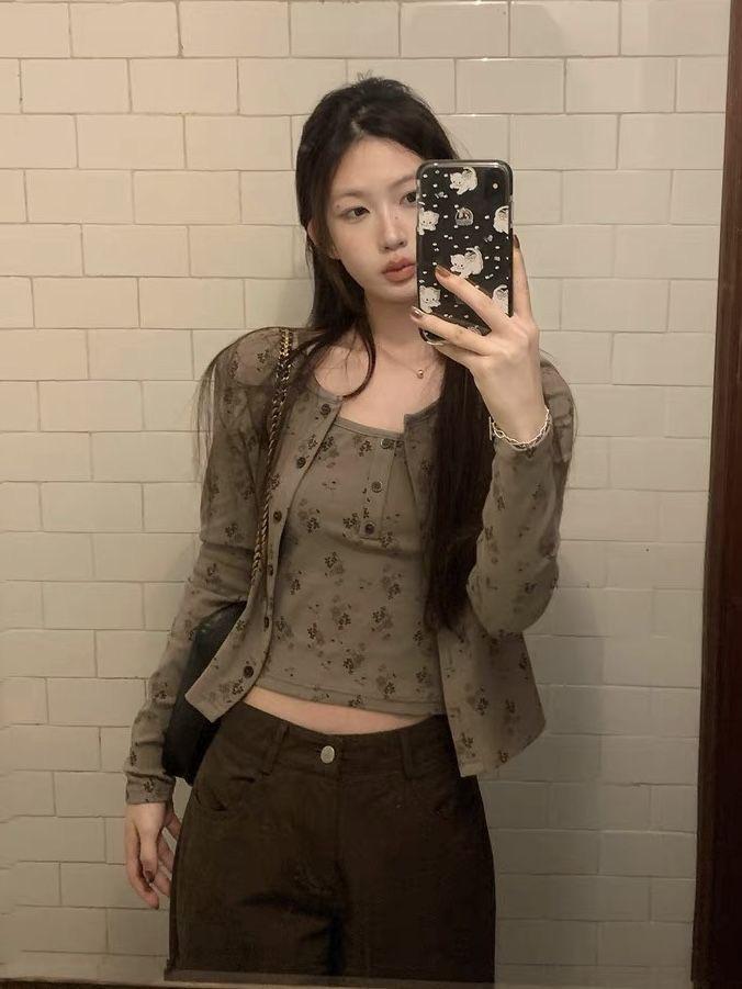 Korean Floral Knit Camisole & Cardigan Set for Women - Slimming, Versatile, Autumn 2025