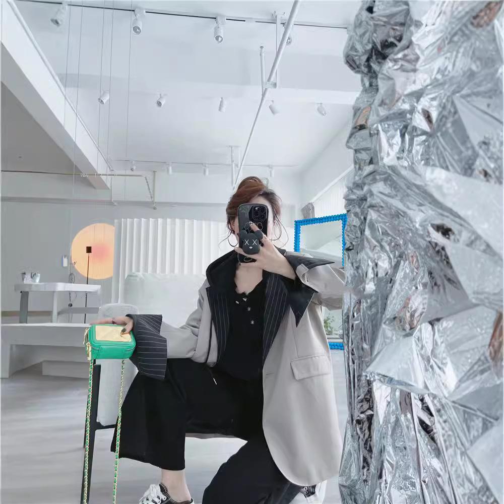 Trendy Solid Color Women's Two-Piece Sweatshirt Suit for Spring & Autumn 2022