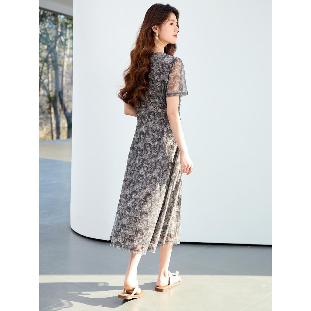26 year new summer high-end Chinese style V-neck mid length skirt with a high-end feel and slimming short sleeved skirt A-line skirt dress