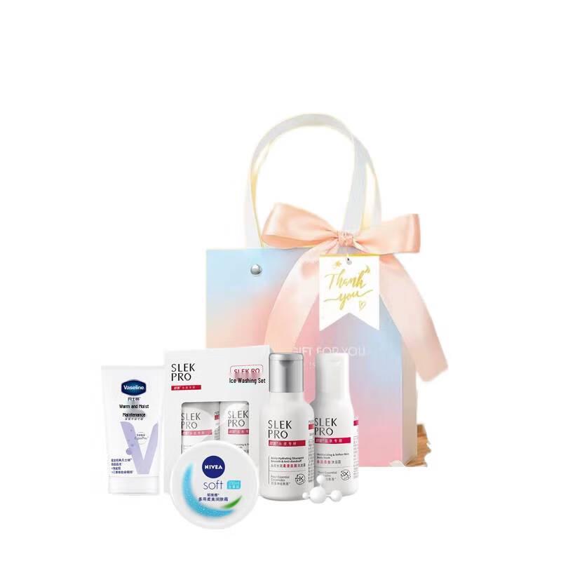 

Chando Ultimate Gold Personal Care Gift Set