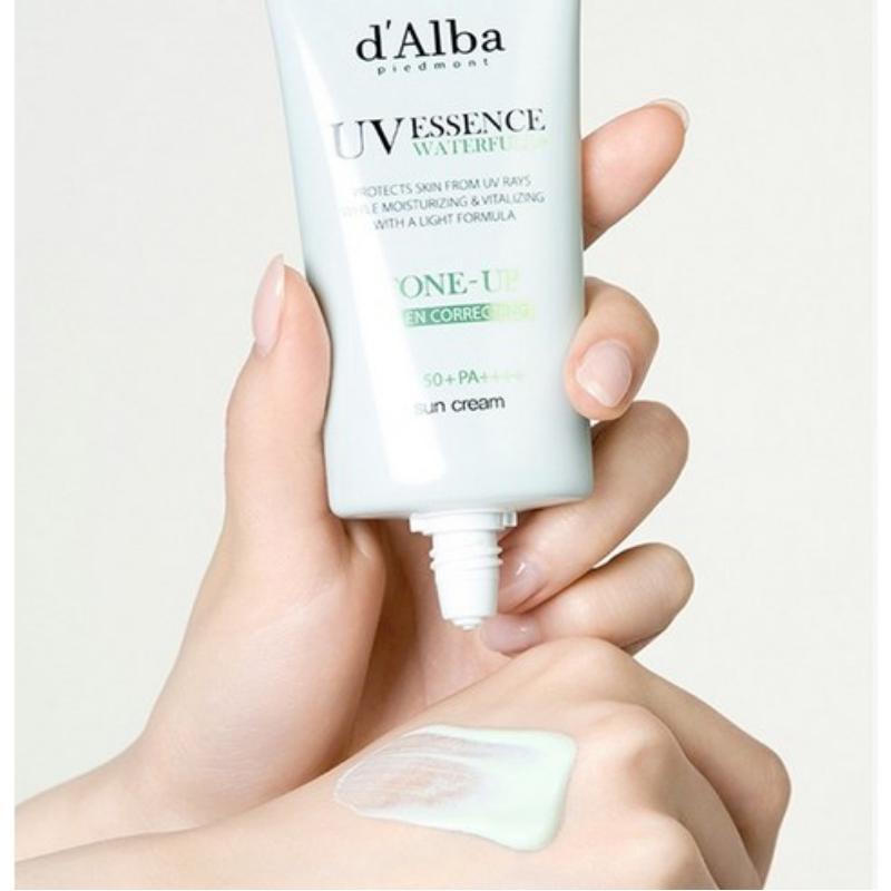 d'Alba Waterfull UV Essence Tone Up Sun Cream Green Correcting SPF 50+ PA++++ 50ml