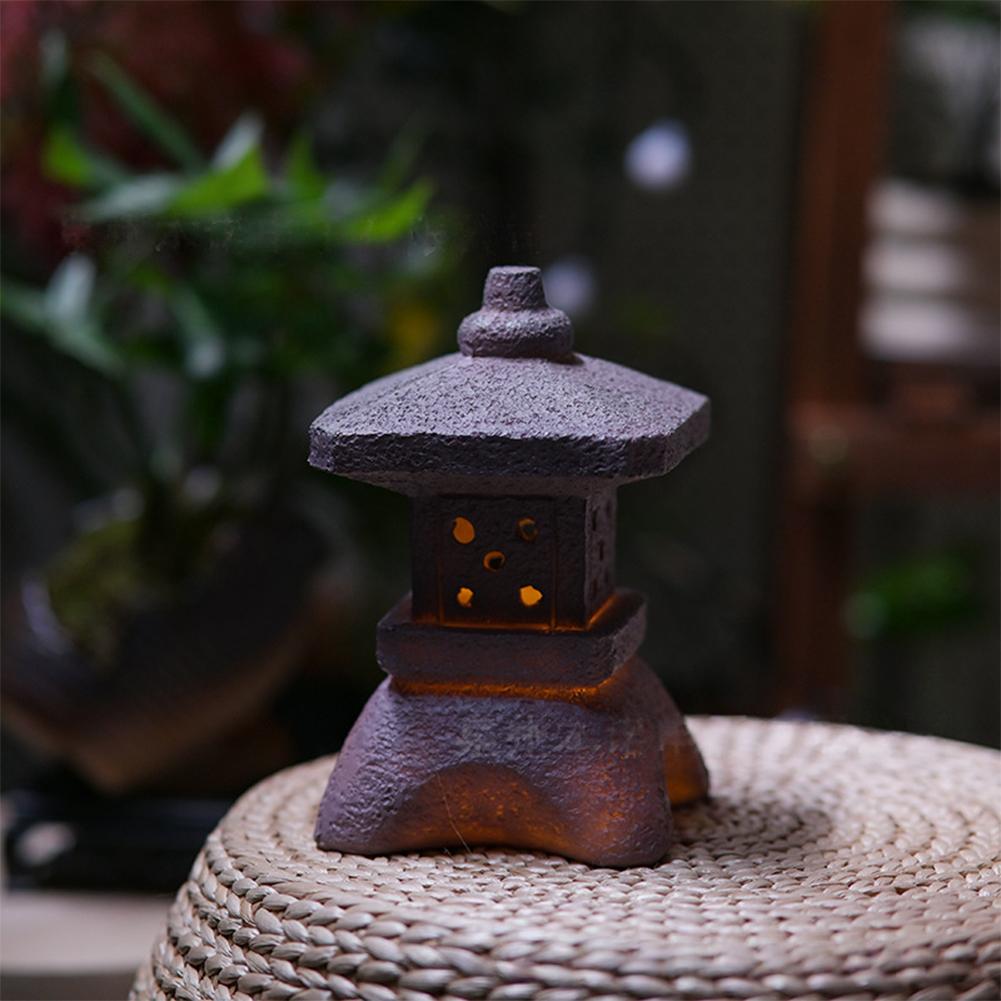 Pagoda Garden Statues Solar-Powered Garden Light Zen Lantern Outdoor Decor