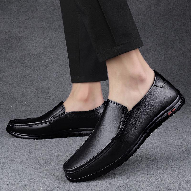 Men's shoes 2025 summer new breathable foot casual leather shoes men's flat beanie shoes British soft-sided driving shoes